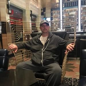 Meet your Posher, Chris